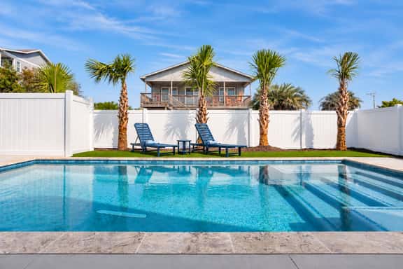 Easy Breezy - New, Ocean Views, Heated Pool, Prime Location. Pickleball, Park - Image 1